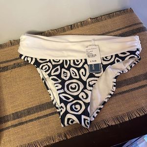 [Island Company] “Cyclone” Ruched Skirt Scoop Bottoms - Size Large NWT